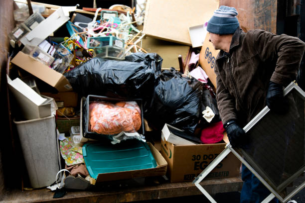 Best Commercial Cleanout Services  in Little Walnut Village, NM